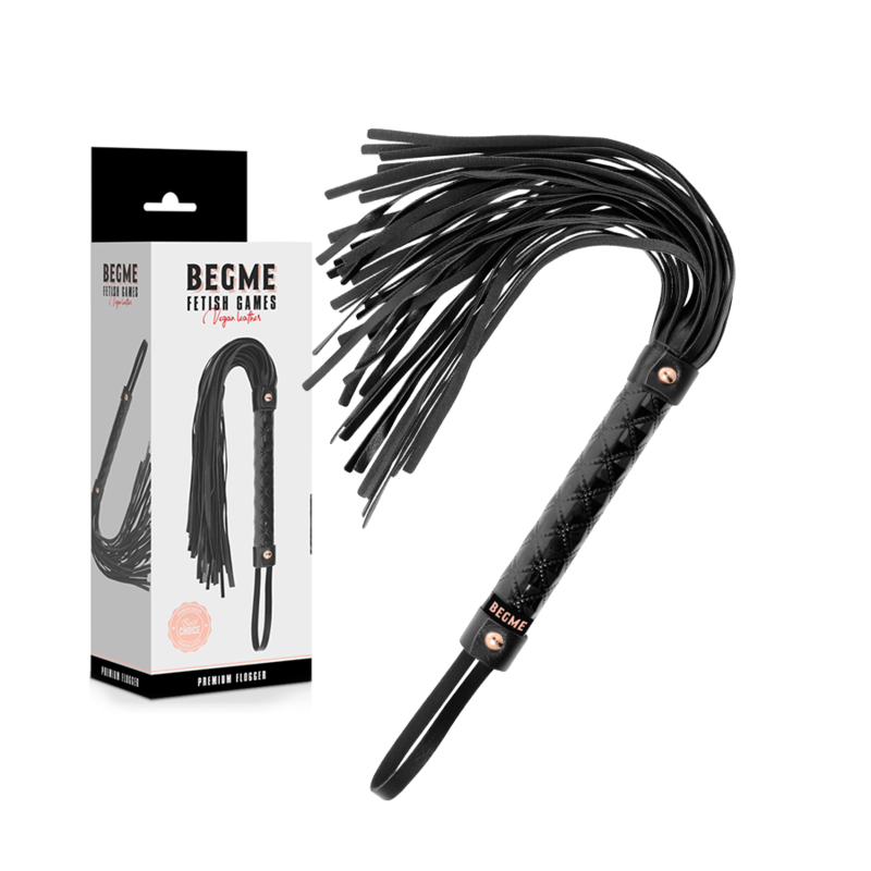 Begme Fetish Games — Black edition flogger en cuir vegan
