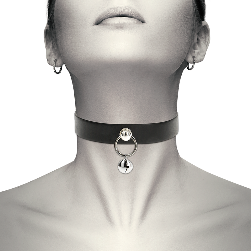 Collar Coquette Chic Desire de material sintético vegano con aro metálico