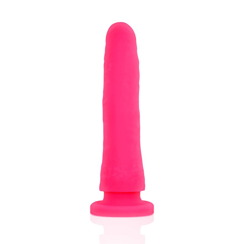 Dildo Delta Club in silicone medicale rosa, 17 cm per 3 cm di diametro