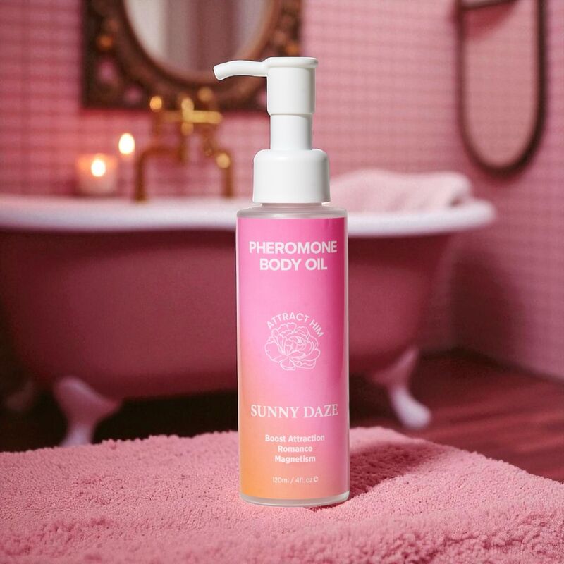 Flacone Sunny Daze appoggiato su un tappeto rosa, con la vasca da bagno sullo sfondo