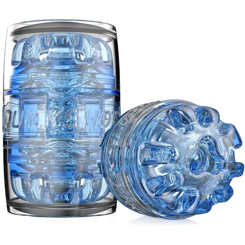 Quickshot Turbo Blue Ice chiuso con i tappi trasparenti, e manicotto visto di tre quarti